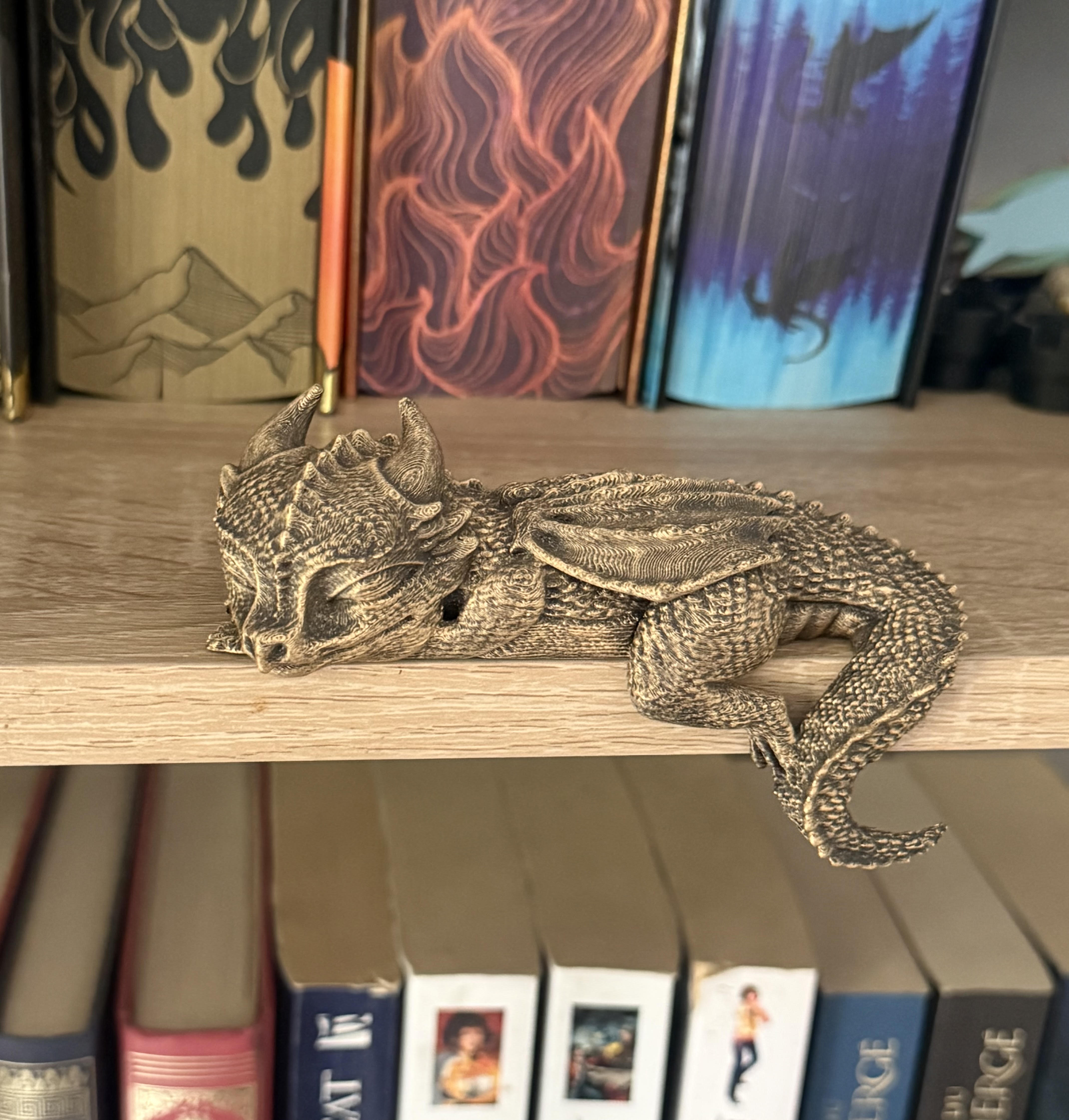 Dragon rêveur patiné